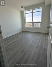 50 Upper Mall Wy in Vaughan, ON - Building Photo - Building Photo