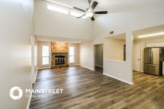 8219 Crosswind Rd in Jacksonville, FL - Building Photo - Building Photo