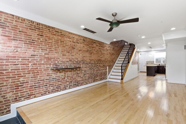 409 S East Ave in Baltimore, MD - Building Photo - Building Photo