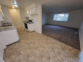 4993 August Dr in Carson City, NV - Building Photo - Building Photo