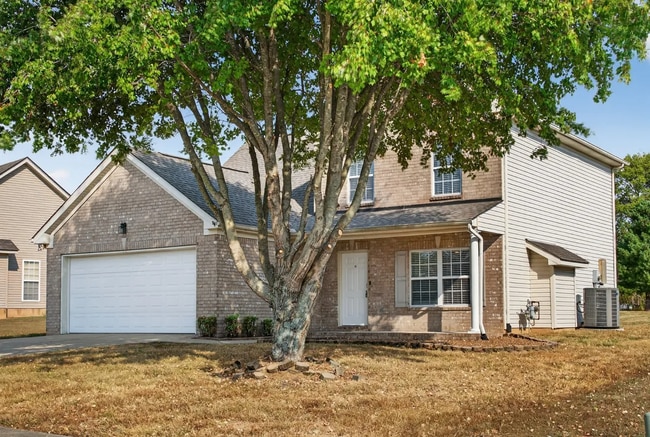 1036 Monticello Pl in Gallatin, TN - Foto de edificio - Building Photo