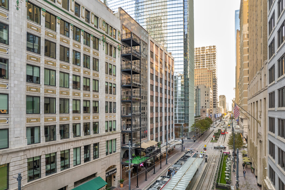 Capital Lofts in Houston, TX - Foto de edificio