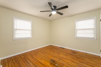 6225 N Independence Dr in Park City, KS - Building Photo - Building Photo