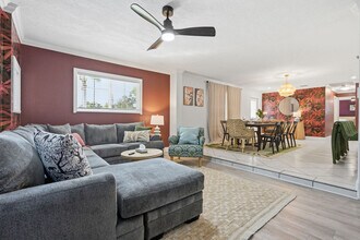 1111 67th St NW in Bradenton, FL - Building Photo - Building Photo