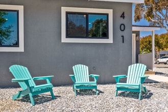 401 Rancho Dr in Ventura, CA - Building Photo - Building Photo