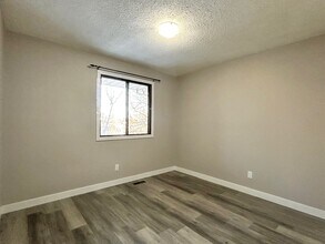 Charles Buchan Manor in Edmonton, AB - Building Photo - Building Photo