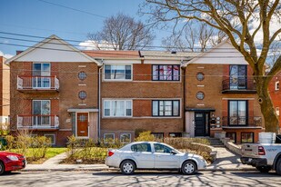 3518 De Kent Av in Montréal, QC - Building Photo
