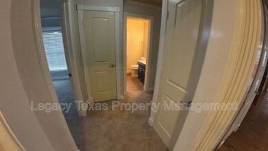 414 Woodard Ave in Cleburne, TX - Building Photo - Building Photo