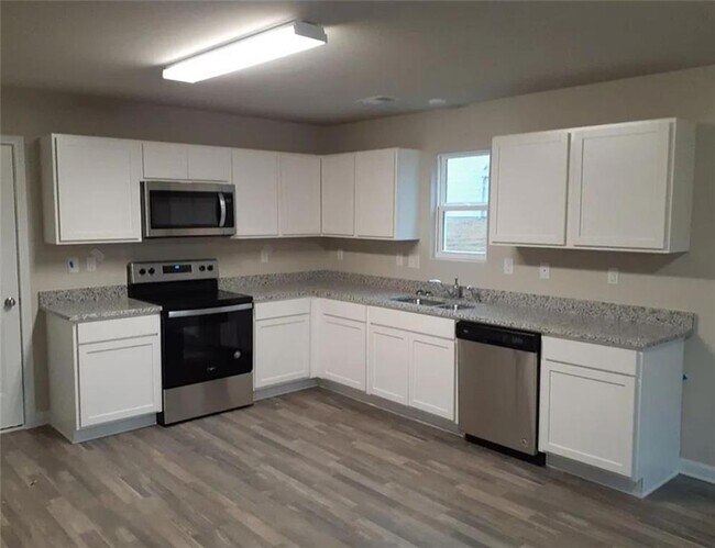 526 Canoe Dr in Jefferson, GA - Building Photo - Building Photo