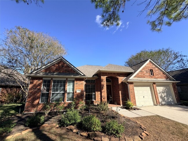 1299 Ocean Manor Ln in League City, TX - Building Photo - Building Photo