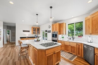 471 Dungeness Dr in Fox Island, WA - Building Photo - Building Photo