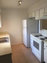 210 W Lake Dr-Unit -124 in Taylor, TX - Building Photo - Building Photo