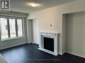 18 Prudhoe Ter in Barrie, ON - Building Photo - Building Photo