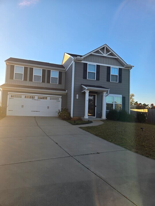 906 Hattie Ln in Lyman, SC - Building Photo