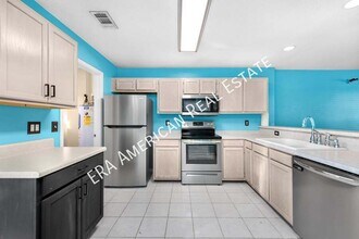 1810 Pointed Leaf Ln in Fort Walton Beach, FL - Building Photo - Building Photo