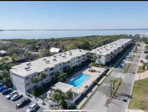 223 Columbia Dr, Unit 211 in Cape Canaveral, FL - Building Photo - Building Photo