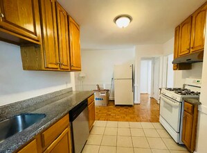 20 Shanley St, Unit 2R in Boston, MA - Building Photo - Building Photo