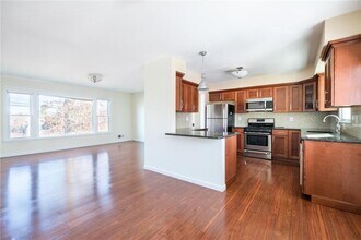 1320 Mamaroneck Ave in Mamaroneck, NY - Building Photo - Building Photo