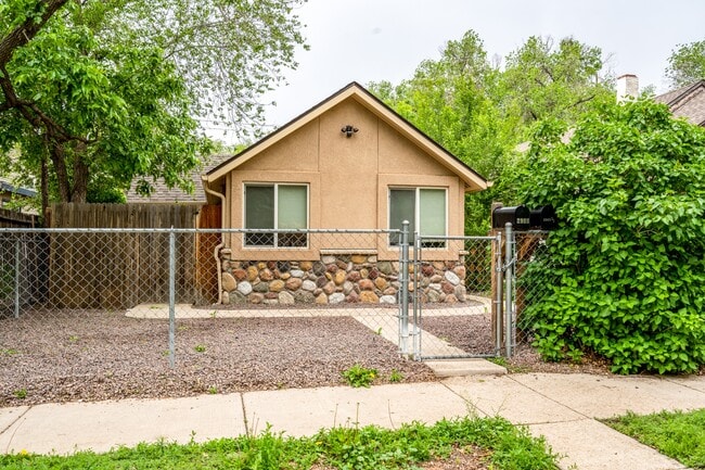 2909 W Kiowa St in Colorado Springs, CO - Building Photo - Building Photo