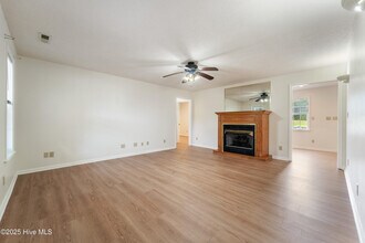 139 Hewitt Rd in Richlands, NC - Building Photo - Building Photo