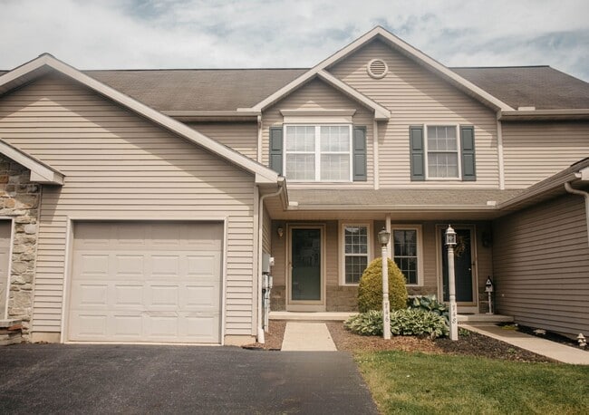 property at 746 Mt Gretna Rd
