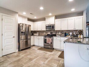 4303 SW Flagstone Blvd in Bentonville, AR - Building Photo - Building Photo