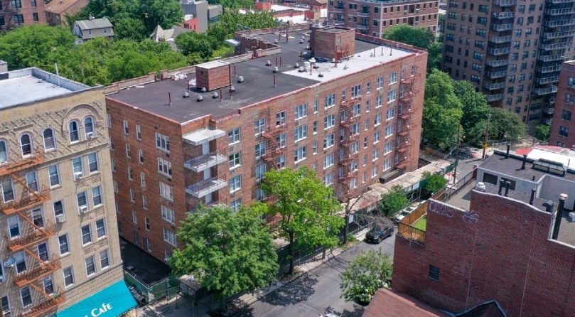 Overlook Manor in Bronx, NY - Building Photo