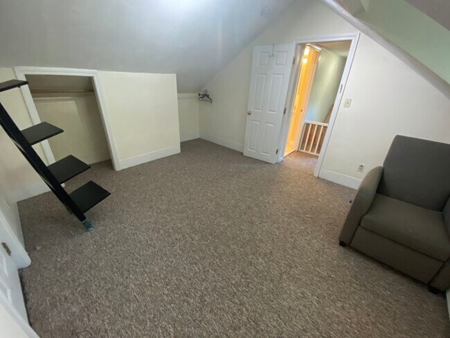 259 Beacon St, Unit R in Somerville, MA - Building Photo - Building Photo
