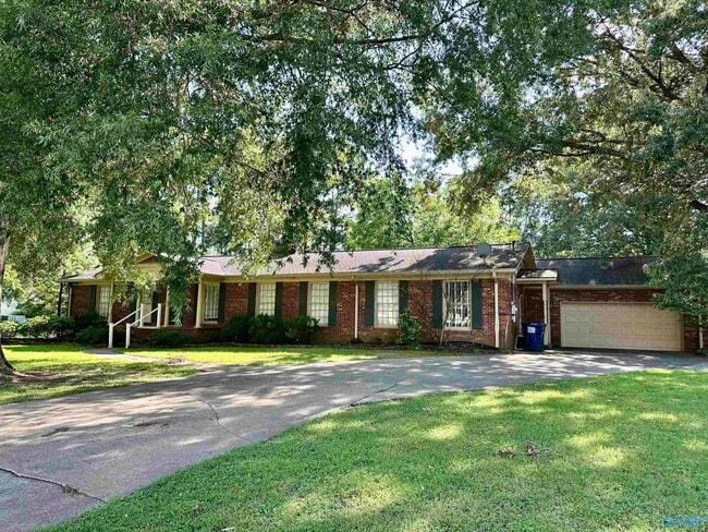 4010 Medford Dr SE