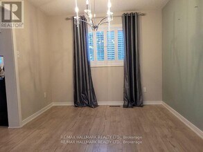 20 Brown St in Barrie, ON - Building Photo - Building Photo