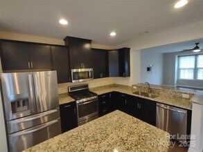 4073 Zilker Park Dr in Charlotte, NC - Building Photo - Building Photo