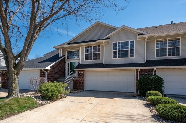 property at 1307 Crossings Ct NE