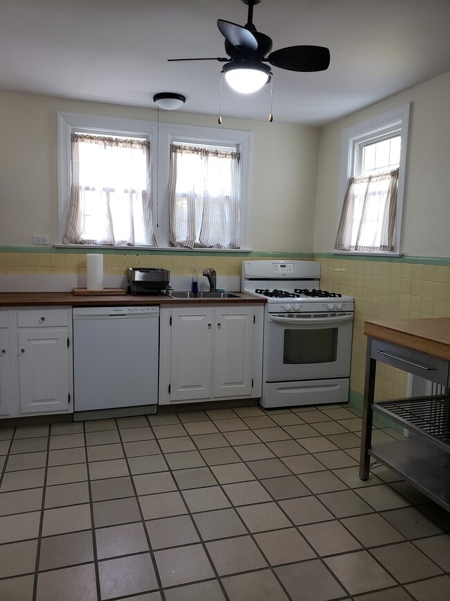 property at 13 Hackett Cir N