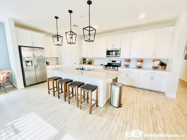 53 E Capricorn Way in Chandler, AZ - Building Photo - Building Photo