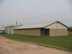 Cordele Village in Edna, TX - Building Photo - Building Photo