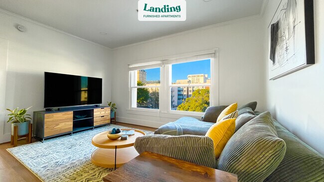 6533 Hollywood Blvd-Unit -411.1294419 in Los Angeles, CA - Building Photo - Building Photo