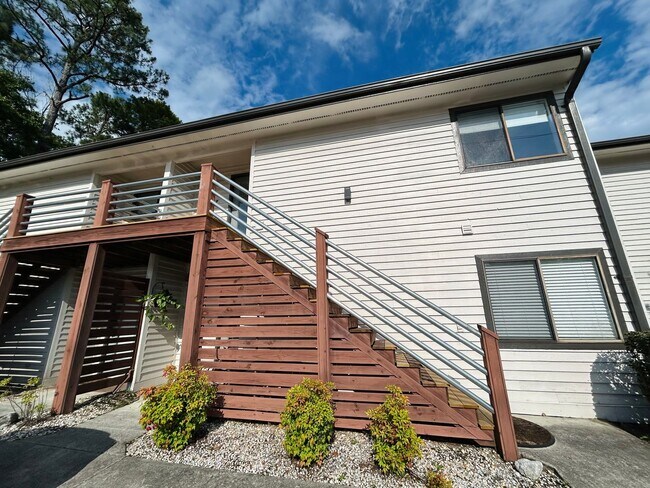 property at 1507 Military Cutoff Rd