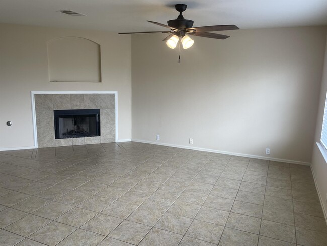 456 Camelia Pkwy in Kyle, TX - Building Photo - Building Photo