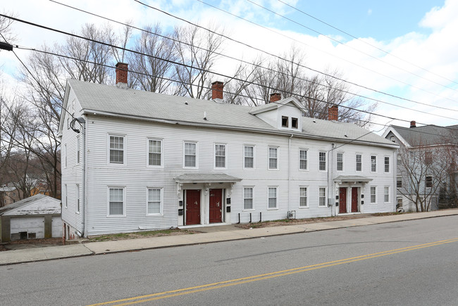 92-98 Boswell Ave in Norwich, CT - Foto de edificio - Building Photo