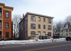 228 Maple Ave Apartamentos