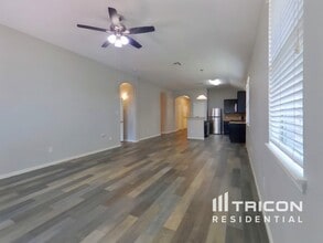 111 Piney Pathway in Magnolia, TX - Building Photo - Building Photo
