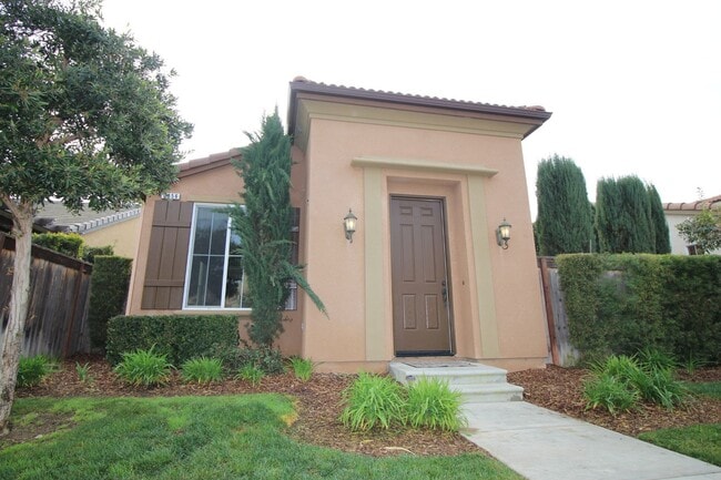 property at 3856 Heritage Ave