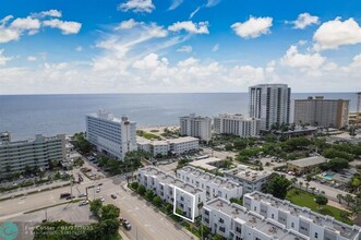 1371 N Ocean Blvd in Pompano Beach, FL - Building Photo - Building Photo