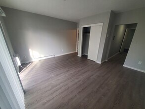 760 Cummins Hwy, Unit 34 in Boston, MA - Foto de edificio - Building Photo