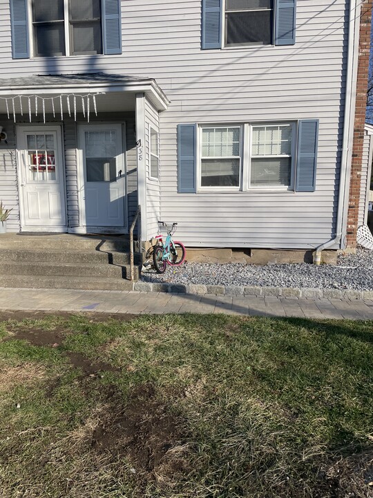 38 McLaughlin Terrace in Derby, CT - Building Photo