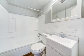 Mayfair Garden Apartments in Philadelphia, PA - Building Photo - Building Photo