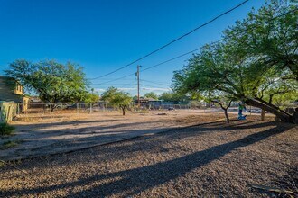 436 E Waverly St in Tucson, AZ - Foto de edificio - Building Photo