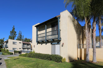 732 E Lexington Ave in El Cajon, CA - Building Photo - Building Photo