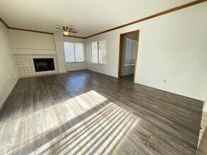 3209 Ventana Hills Dr in Las Vegas, NV - Building Photo - Building Photo