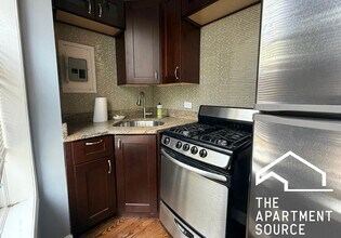 533 W Wrightwood Ave in Chicago, IL - Building Photo - Building Photo